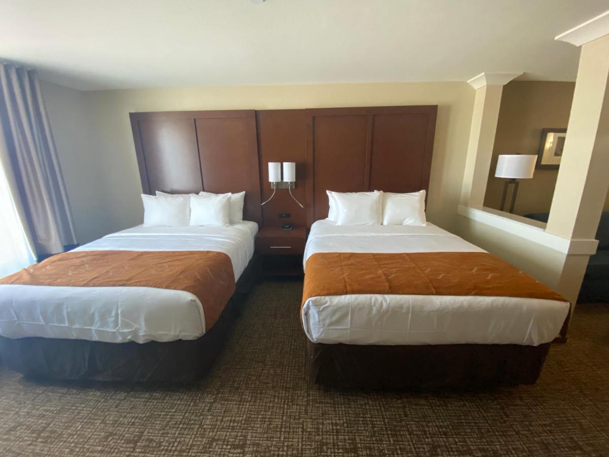Comfort Suites Midland West Екстер'єр фото
