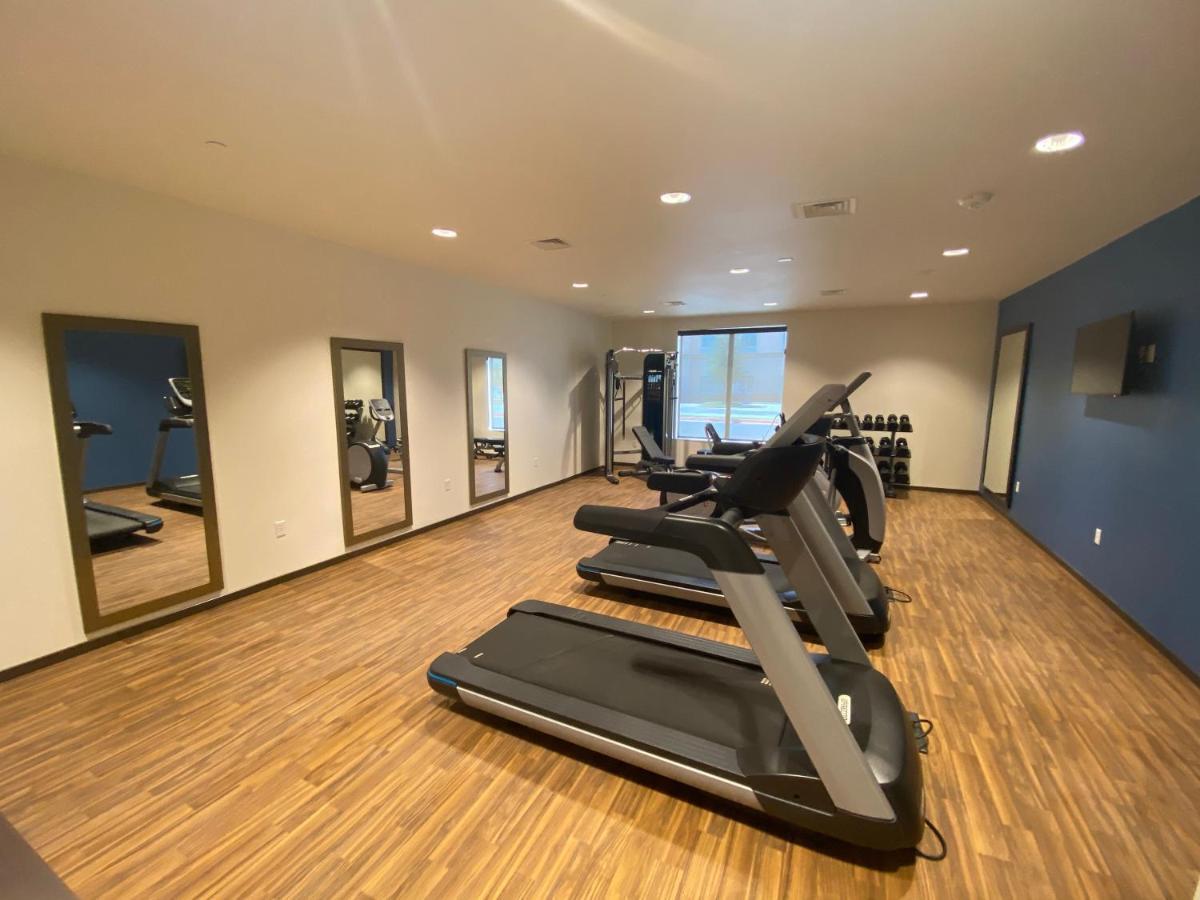 Comfort Suites Midland West Екстер'єр фото