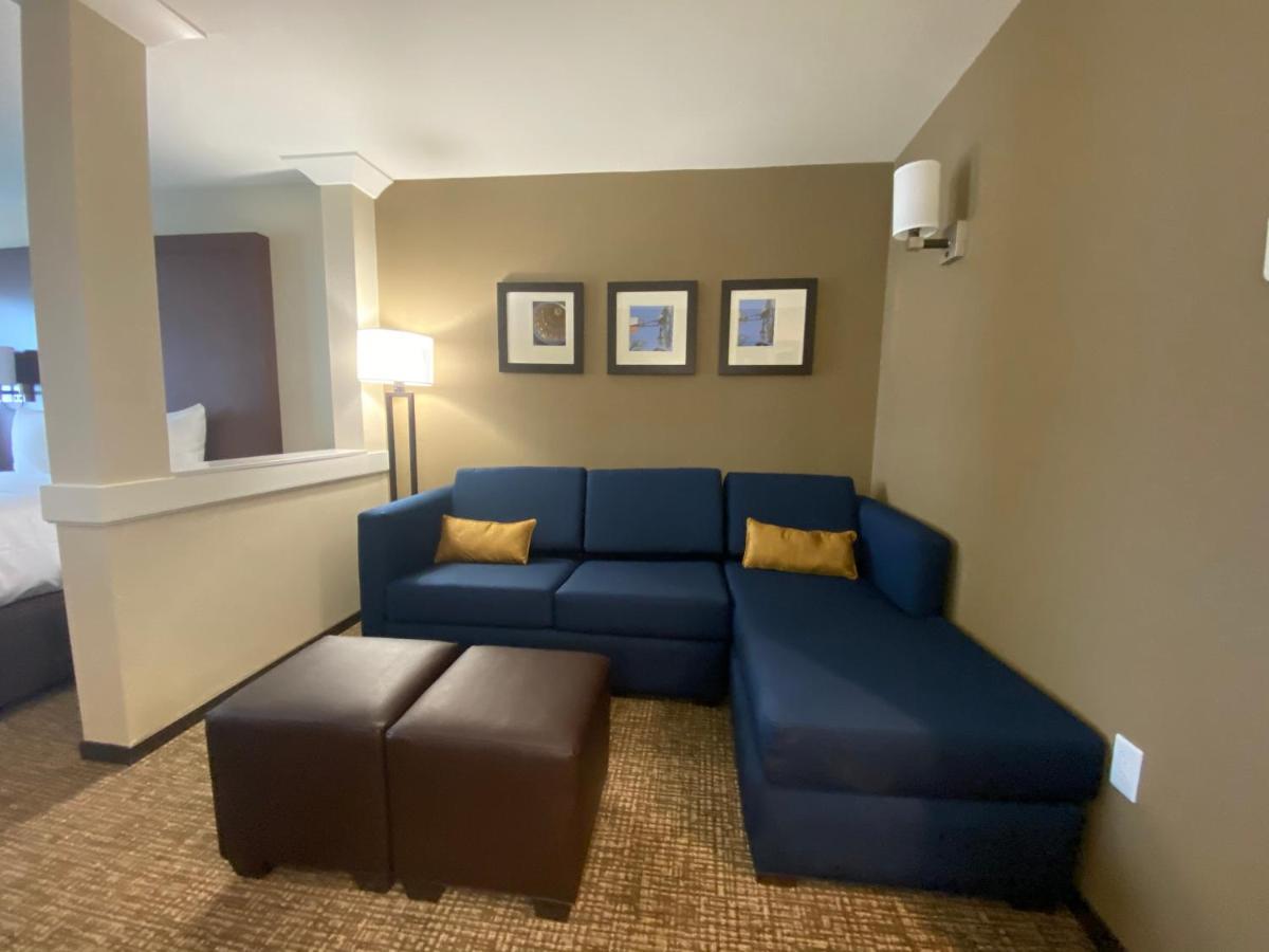 Comfort Suites Midland West Екстер'єр фото