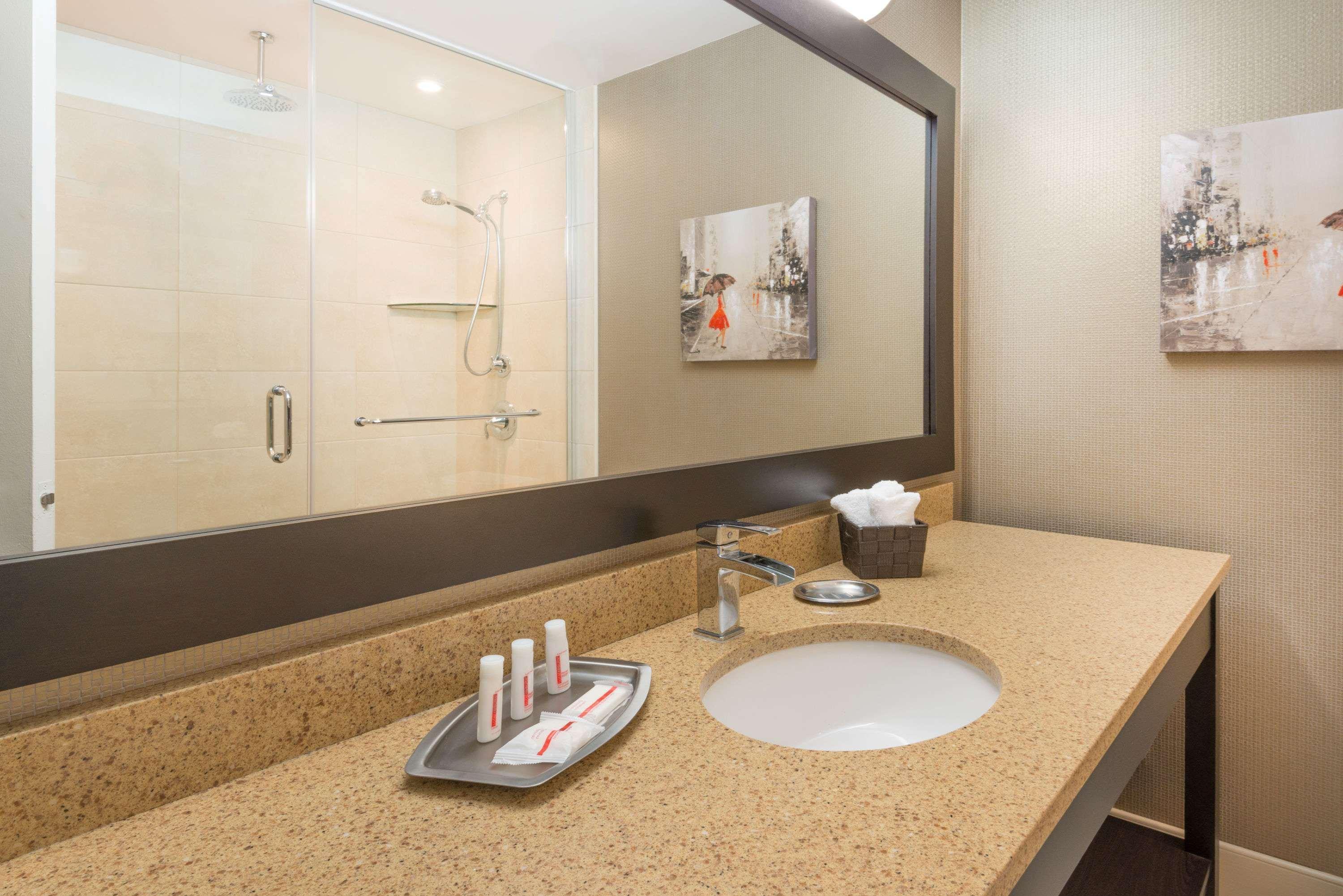 Comfort Suites Midland West Екстер'єр фото