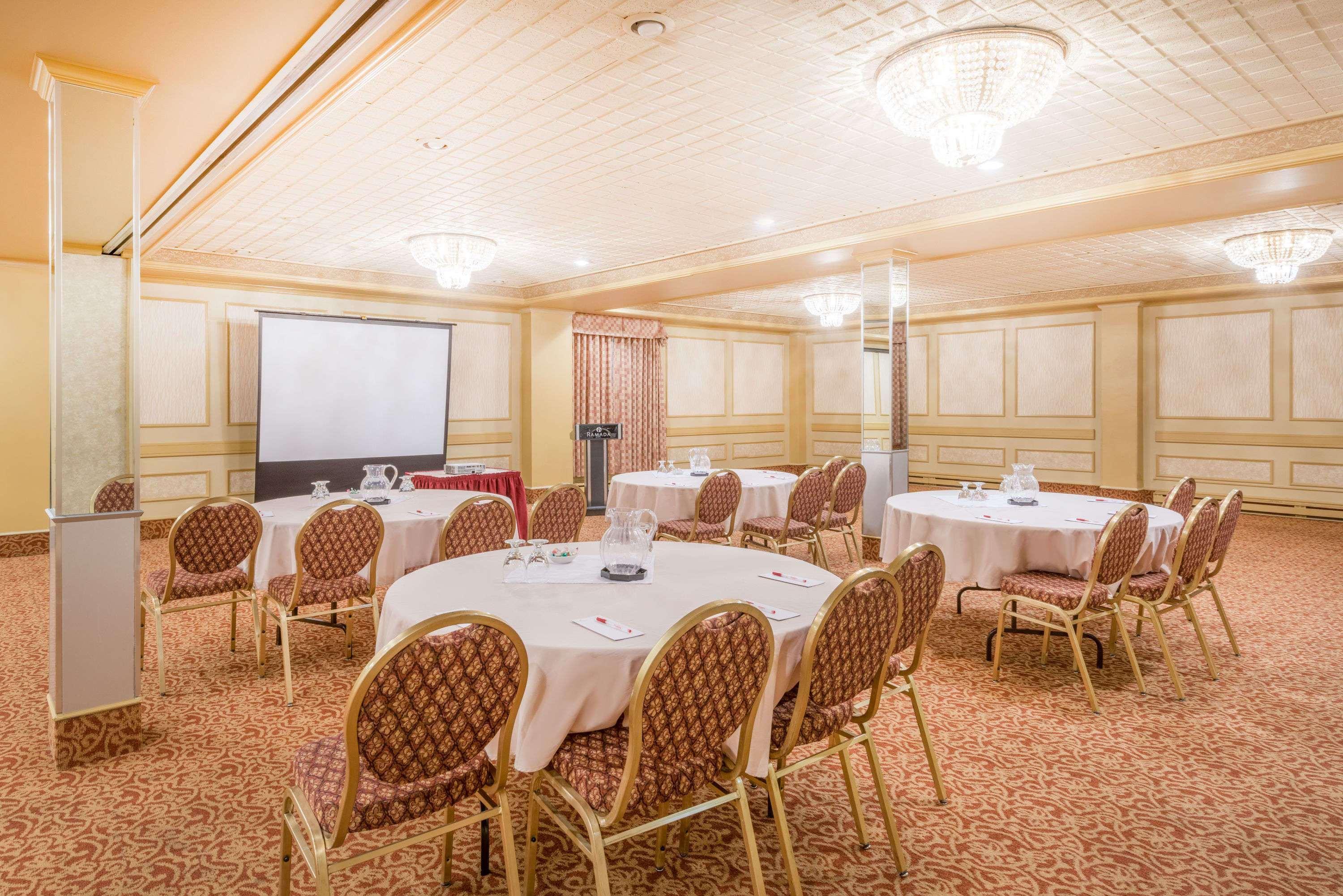Comfort Suites Midland West Екстер'єр фото