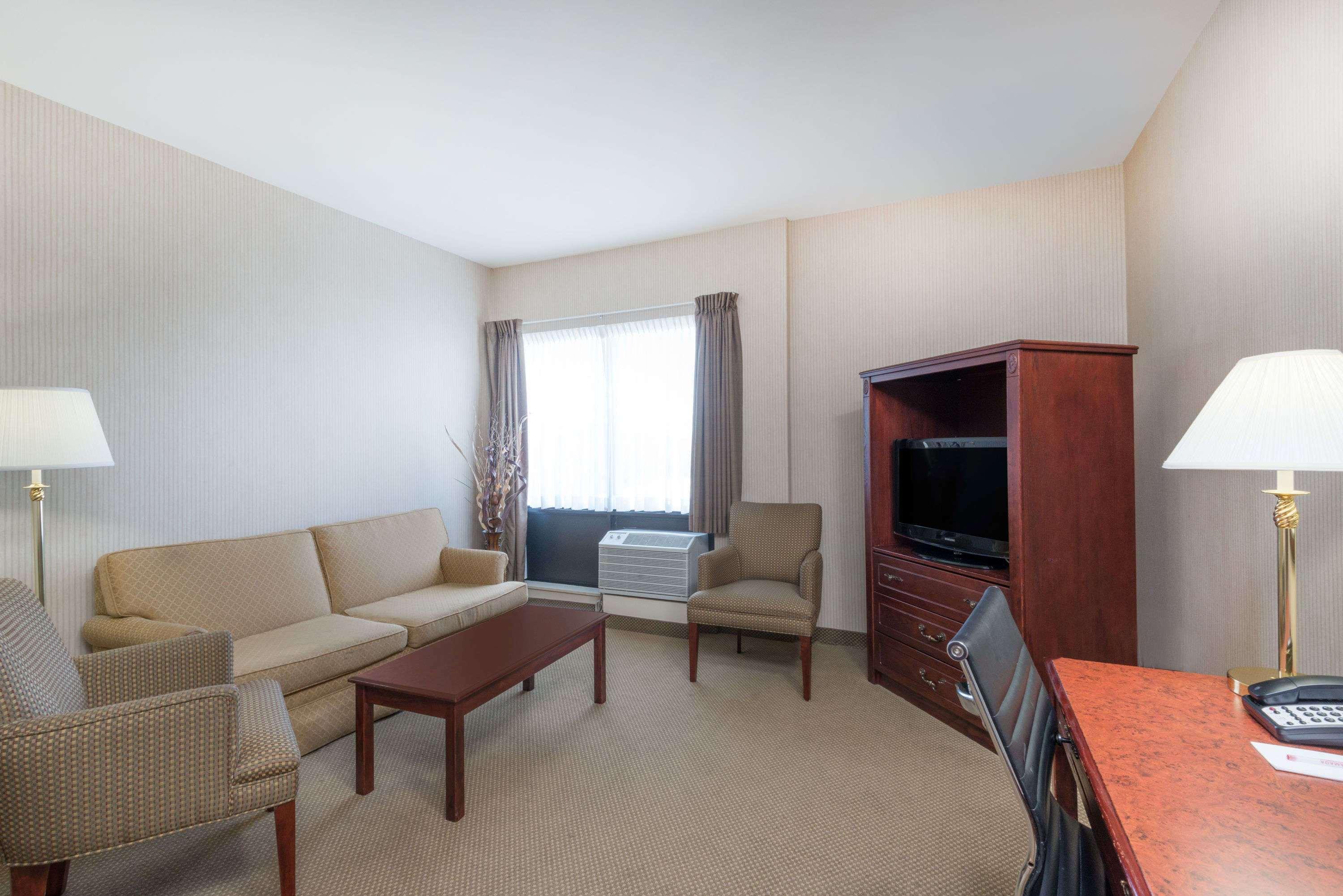 Comfort Suites Midland West Екстер'єр фото