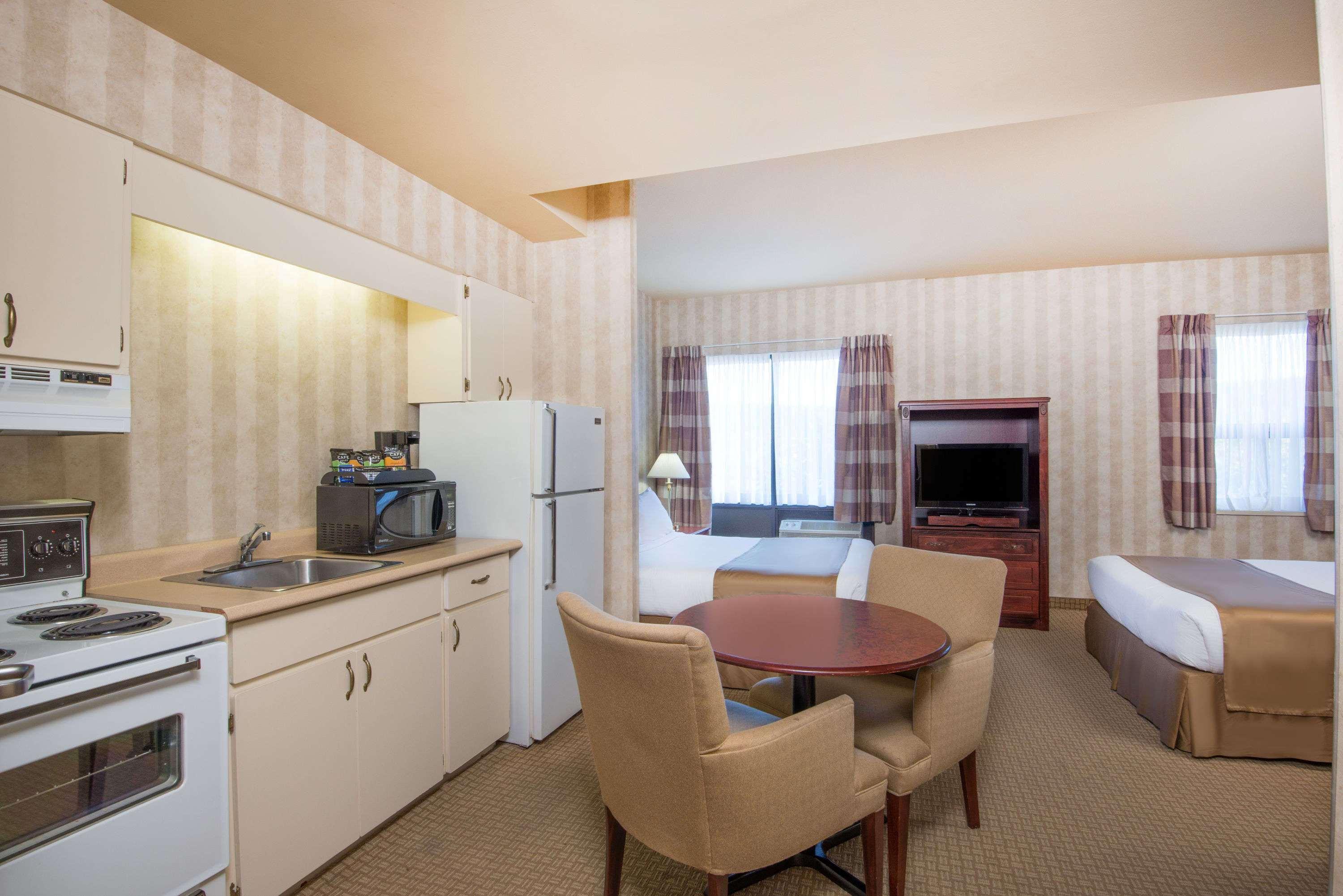 Comfort Suites Midland West Екстер'єр фото