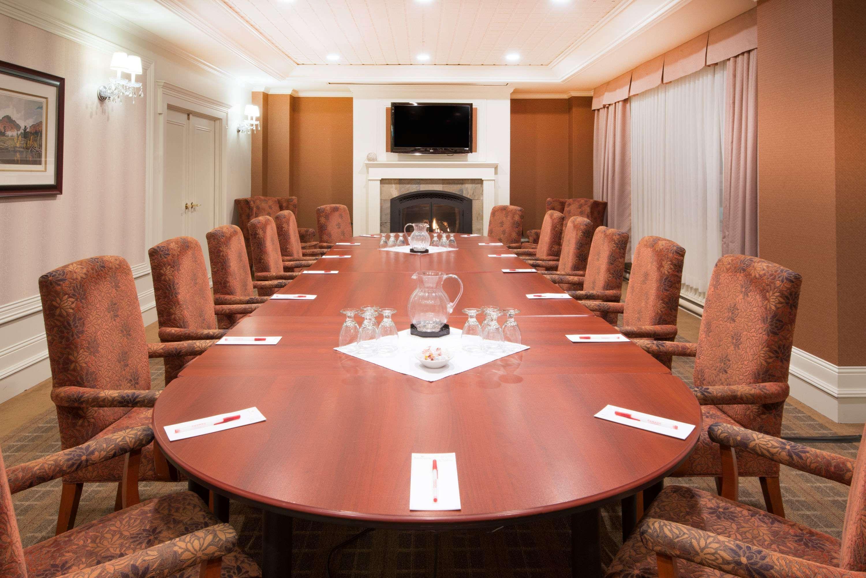 Comfort Suites Midland West Екстер'єр фото